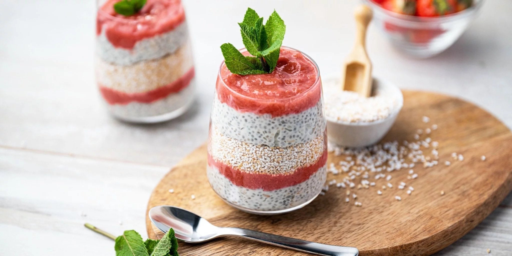 Rezept für Chiajoghurt mit Erdbeer-Rhabarber-Kompott. - Kurkraft