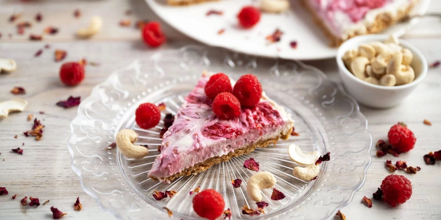 Rezept für veganen Käsekuchen mit Himbeeren. - Kurkraft