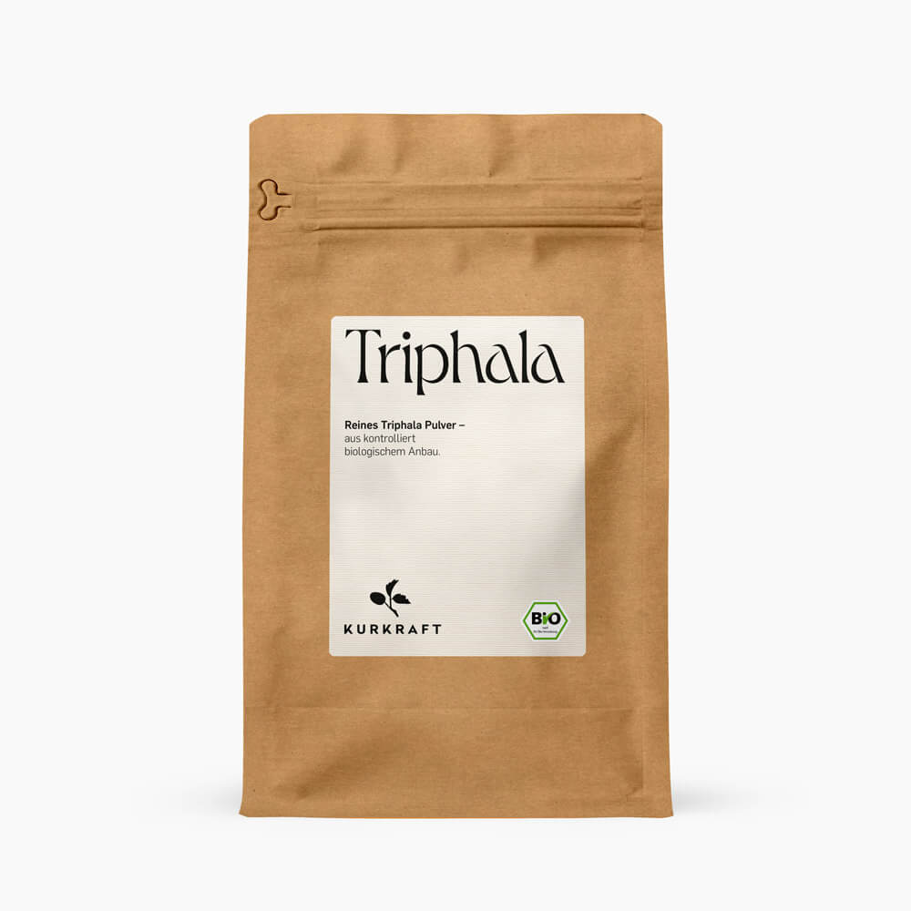 BIO TRIPHALA PULVER - Kurkraft - Bio Triphala Pulver – Frontansicht der Verpackung von Kurkraft